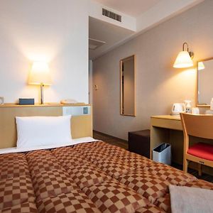 Female Single Room Non-Smoking